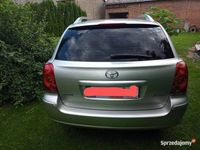 używany Toyota Avensis T25 kombi 1.8 benzyna LPG