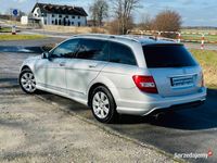 używany Mercedes C200 C200 Cdi Lift Navi tylko 140 tys km Super stanCdi Lift Navi tylko 140 tys km Super stan