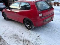 Używany Mitsubishi Colt 2000 Czerwony Hatchback