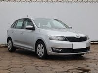 Używany Skoda Rapid 95 KM (69 kW) 2018 Srebrny Hatchback