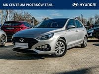 Używany Hyundai i30 110 KM (80 kW) 2022 Srebrny Hatchback