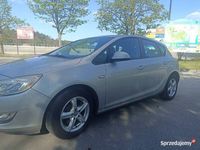 używany Opel Astra hatchback 1.7 diesel Isuzu 2010 rok zadbane aut