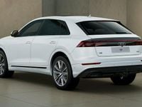 Używany Audi Q8 Ambiente 286 KM (210 kW) 2025 Biały SUV