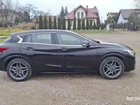Używany Infiniti Q30 2016 Czarny Hatchback