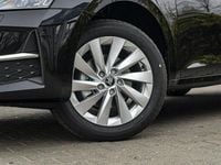 Nowe Skoda Octavia Selection 2025 Czarny Kombi