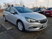 Używany Opel Astra 110 KM (80 kW) 2018 Srebrny Kombi