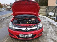 używany Opel Astra 4dm 90KM 2009r. 100 000km
