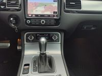 Używany VW Touareg 262 KM (192 kW) 2017 Czarny (metalik) SUV