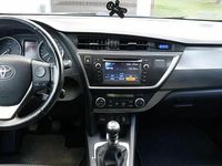 używany Toyota Auris 2013