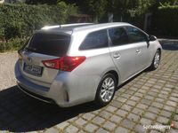 używany Toyota Auris 