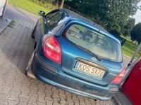 używany Nissan Almera 