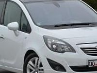Używany Opel Meriva Innovation 130 KM (95 kW) 2011 Biały Minivan