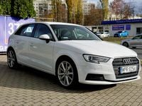 Używany Audi A3 Sportback 150 KM (110 kW) 2020 Biały Hatchback