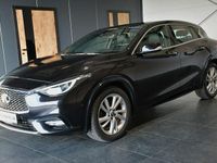Używany Infiniti Q30 156 KM (114 kW) 2017 Czarny (metalik, perła) Hatchback