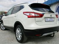 używany Nissan Qashqai 1.6dm 130KM 2015r. 140 000km