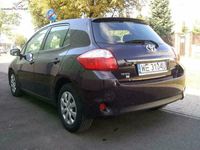 używany Toyota Auris 1.4dm 90KM 2010r. 137 856km