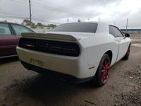 używany Dodge Challenger 2018, 3.6L, porysowany lakier