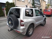 używany Mitsubishi Pajero 3.2dm 165KM 2002r. 253 800km