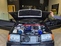 Używany Mercedes E320 500 KM (367 kW) 1993 Czarny Coupe