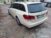 Używany Mercedes 200 2013 Żółty Kombi
