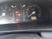 używany Renault Laguna II 1.8 benzyna