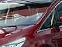 Używany Ford S-MAX S 180 KM (132 kW) 2017 Czerwony Minivan