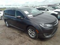 używany Chrysler Pacifica 3.6dm 287KM 2019r. 36 000km