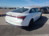 używany Hyundai Elantra 2dm 147KM 2023r. 34km