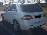 używany Mercedes ML350 