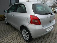 używany Toyota Yaris 1dm 70KM 2008r. 110 000km