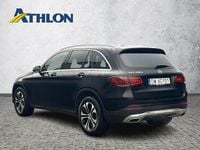 Używany Mercedes GLC200 163 KM (119 kW) 2019 Czarny (metalik) SUV