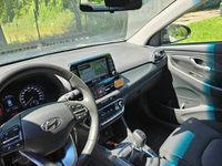Używany Hyundai i30 120 KM (88 kW) 2022 Granatowy Sedan/Limuzyna