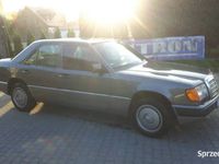 Używany Mercedes 230 1992