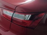 Używany Kia Rio 2016 Czerwony Hatchback