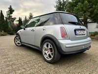 używany Mini ONE 1.4dm 75KM 2004r. 246 610km