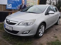 Używany Opel Astra 2010 Srebrny Hatchback