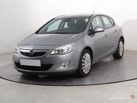 Używany Opel Astra 160 KM (117 kW) 2010 Srebrny Hatchback