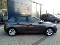 używany Peugeot 308 1.2dm 130KM 2019r. 15 620km