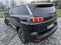 Używany Peugeot 5008 130 KM (95 kW) 2021 Czarny Minivan