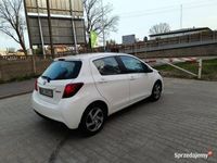 używany Toyota Yaris III lift salon Polska benzyna