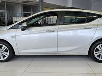 używany Opel Astra 1.2dm 130KM 2020r. 60 458km