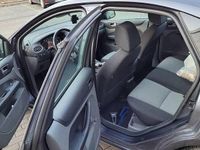 Używany Ford Focus 2011 Grafitowy Hatchback