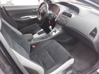 Używany Honda Civic 140 KM (102 kW) 2008 Czarny (metalik) Hatchback