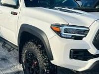 używany Toyota Tacoma 3.5dm 277KM 2019r. 30 500km