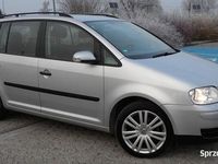 Używany VW Touran 2004 Srebrny Minivan