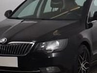 Używany Skoda Superb 170 KM (125 kW) 2014 Czarny Sedan/Limuzyna