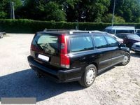 używany Volvo V70 2.4dm 200KM 2000r. 280 000km