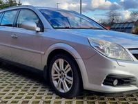 Używany Opel Vectra Cosmo 2007 Srebrny Kombi