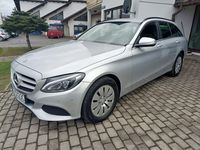 używany Mercedes C220 AVANTGARDE, 7-GTronic, półskóra, lakier oryg…