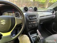 Używany Suzuki Vitara 120 KM (88 kW) 2017 Biały SUV